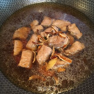 土豆胡萝卜炖牛肉的做法步骤：8