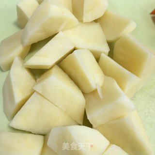 土豆胡萝卜炖牛肉的做法步骤：9