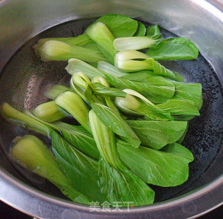 清炖鸡腿榨菜面的做法步骤：7