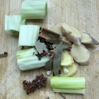 土豆炖大鹅的做法步骤：6