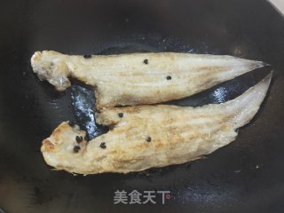 红烧鱼的做法步骤：7