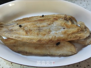 红烧鱼的做法步骤：8