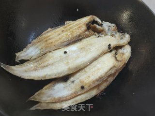 红烧鱼的做法步骤：10