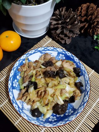 大葱炒肉片黑木耳的做法步骤：10