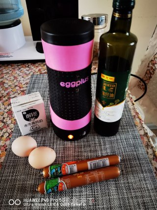 快手早餐&火腿鸡蛋卷的做法步骤：1