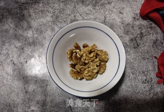 燕麦核桃黑豆浆的做法步骤：2