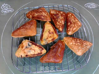 三明治机不做三明治：蔓越莓香橙三角饼的做法步骤：14