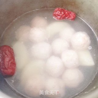 梨炖肉丸的做法步骤：4