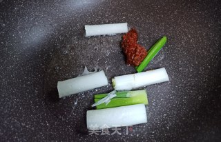 海带结豆芽炖花蛤的做法步骤：3
