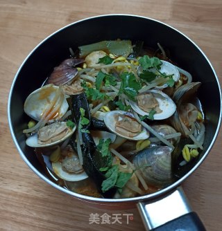 海带结豆芽炖花蛤的做法步骤：7