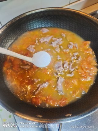 西红柿炖牛肉的做法步骤：5
