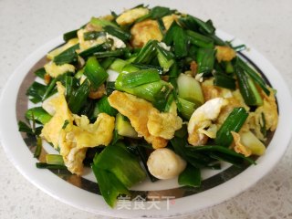蒜苗炒鸡蛋的做法步骤：5
