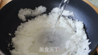 不用烤箱，轻松做出零失败的枸杞花生糖的做法步骤：4
