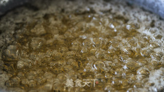 不用烤箱，轻松做出零失败的枸杞花生糖的做法步骤：5