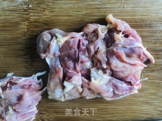 成本低廉，制作简单的照烧鸡腿的做法步骤：3