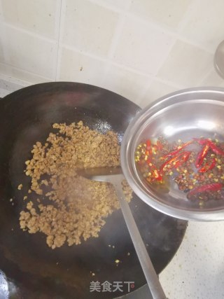 肉末炒豇豆的做法步骤：9