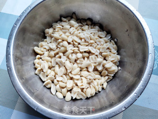 自制酒鬼花生的做法步骤：2