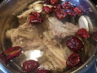 牛蒡山药炖老鸡的做法步骤：6