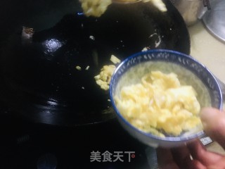 白菜鸡蛋焖饼的做法步骤：3