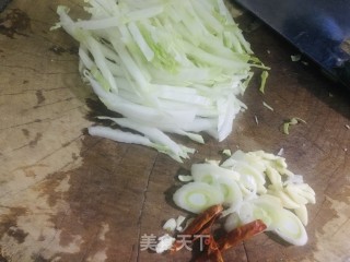 白菜鸡蛋焖饼的做法步骤：4