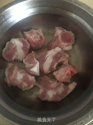 西洋菜排骨汤的做法步骤：3