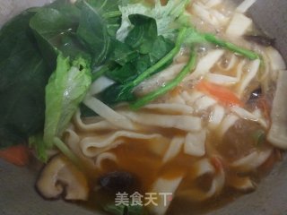 热汤抻面的做法步骤：12
