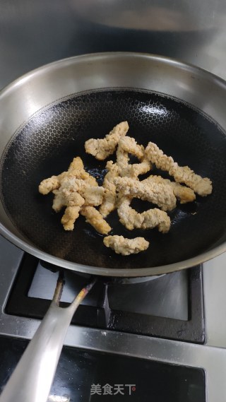 酸汤小酥肉的做法步骤：4