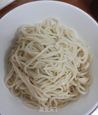 牛肉酱拌面的做法步骤：3