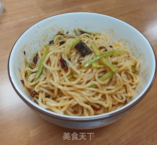 牛肉酱拌面的做法步骤：7