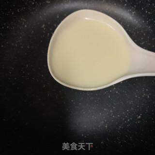 草莓班戟的做法步骤：8