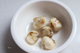 百合绿豆水的做法步骤：1
