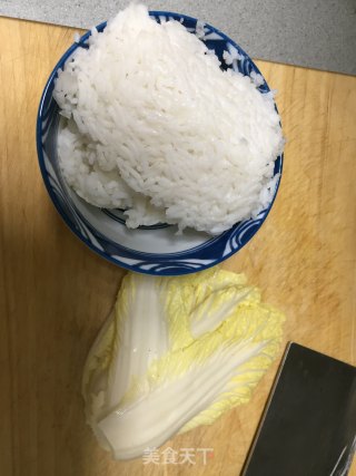 白菜心鸡蛋泡饭的做法步骤：1