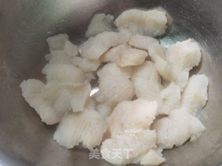 番茄巴沙鱼的做法步骤：1