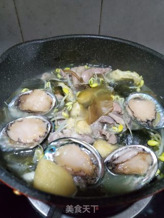 鲍鱼炖海带黄豆芽的做法步骤：10