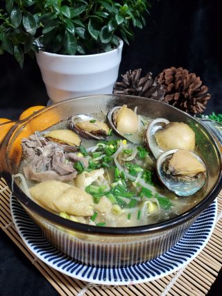 鲍鱼炖海带黄豆芽的做法步骤：14