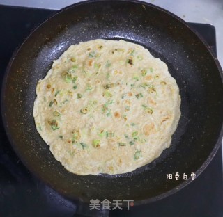 减脂早餐主食❗️????全麦香葱鸡蛋软饼✅煎鸡蛋面糊饼❗️低脂低卡的做法步骤：6