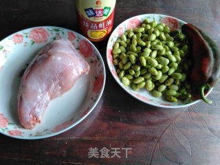 兔肉烧青豆的做法步骤：1
