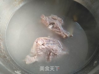 山药炖排骨的做法步骤：2