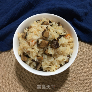 香菇肉丁焖饭的做法步骤：10