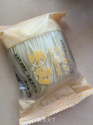豆角肉末拌面的做法步骤：1