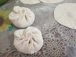 白菜猪肉馅包子的做法步骤：6