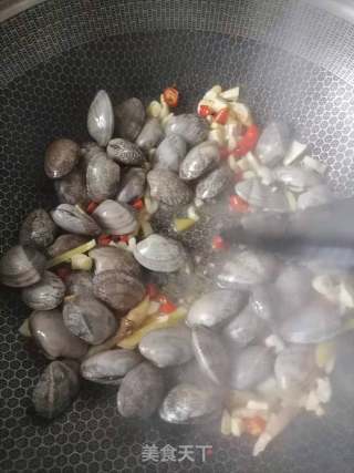 剁椒花甲的做法步骤：3