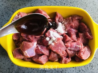 简单美味的杏鲍菇牛肉粒的做法步骤：5