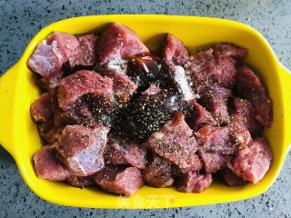 简单美味的杏鲍菇牛肉粒的做法步骤：6
