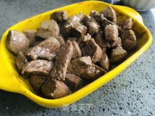 简单美味的杏鲍菇牛肉粒的做法步骤：9