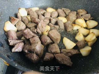 简单美味的杏鲍菇牛肉粒的做法步骤：10