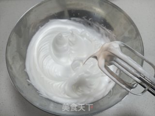 巧克力旋风蛋糕卷的做法步骤：5