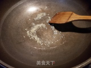 莴笋炒杂菇的做法步骤：4