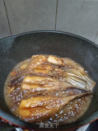 鱼尾炖油豆腐的做法步骤：10