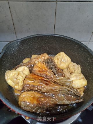 鱼尾炖油豆腐的做法步骤：12